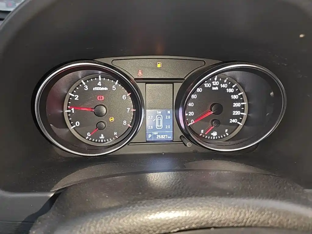 Haval M6 — миниатюра 12