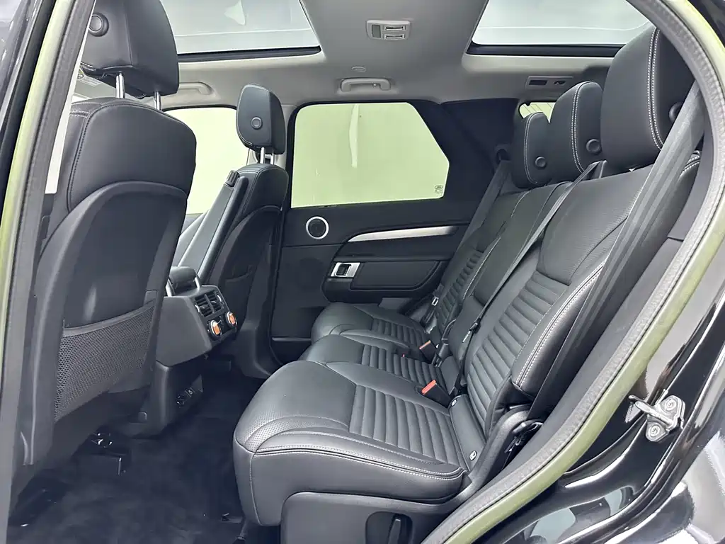 Land Rover Discovery 2021 360PS R-Dynamic S