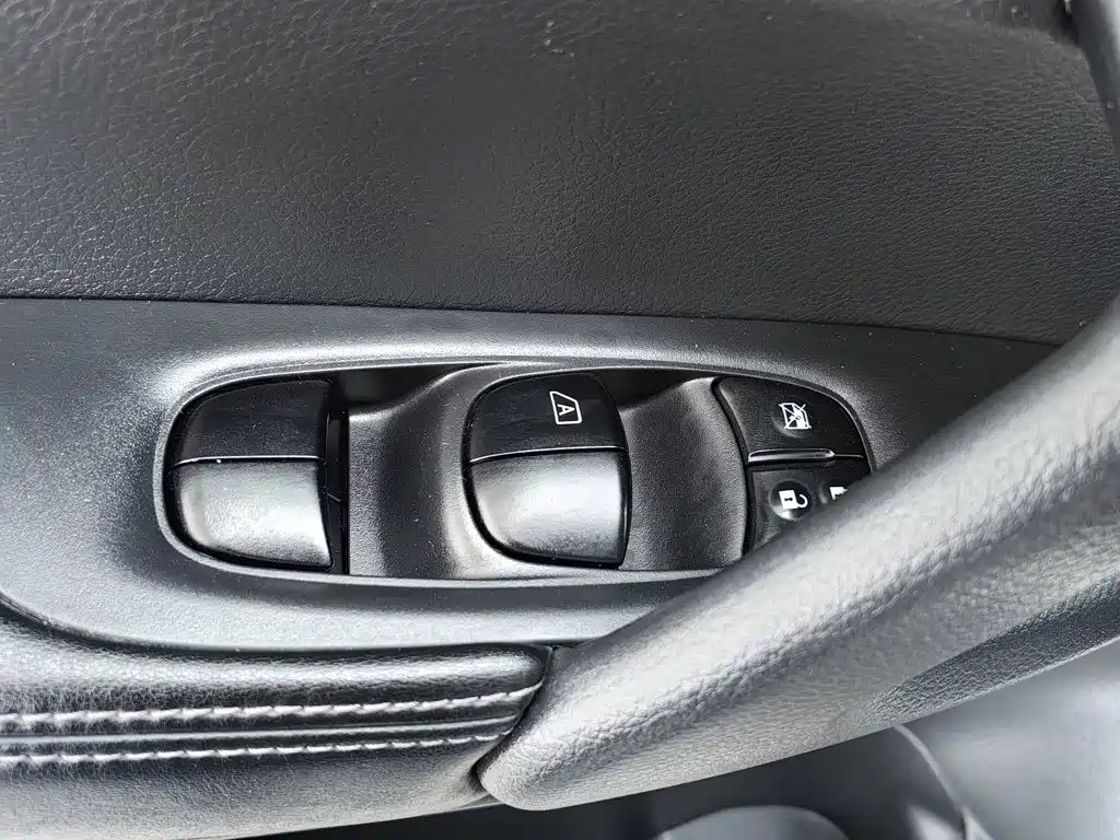Nissan X-Trail — миниатюра 9
