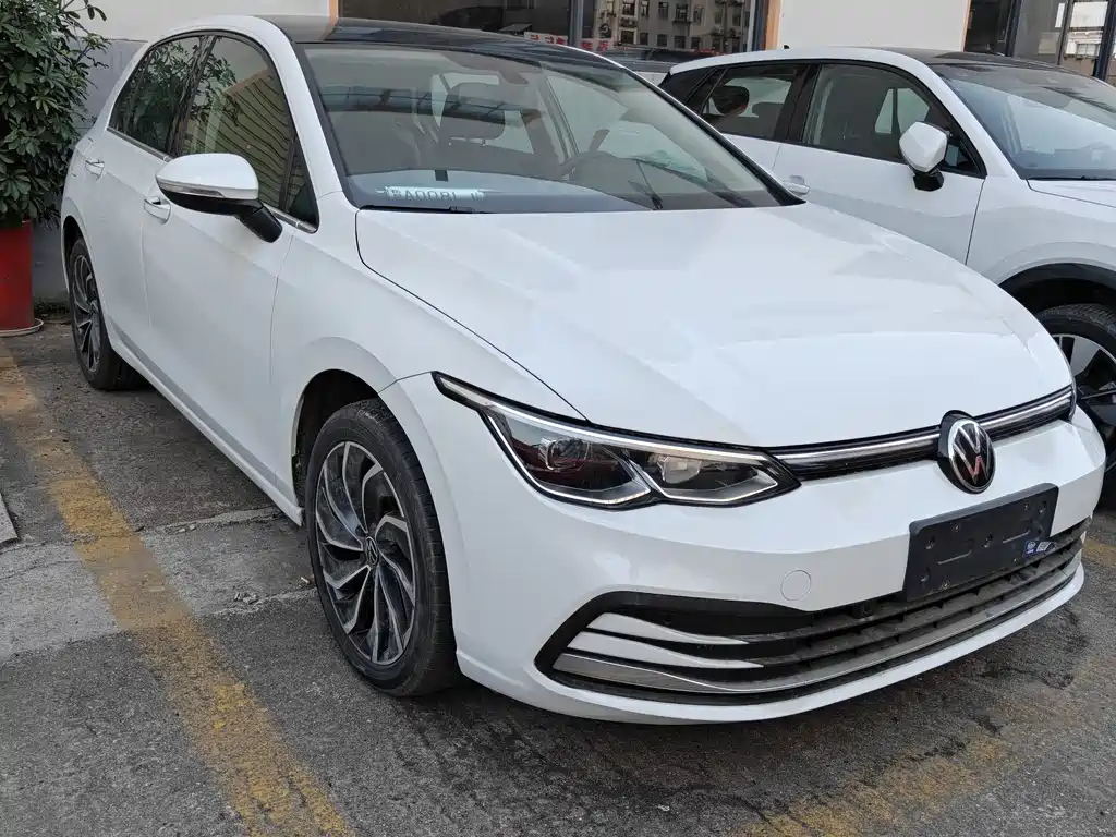 Volkswagen Golf 2023 280TSI DSG Pro