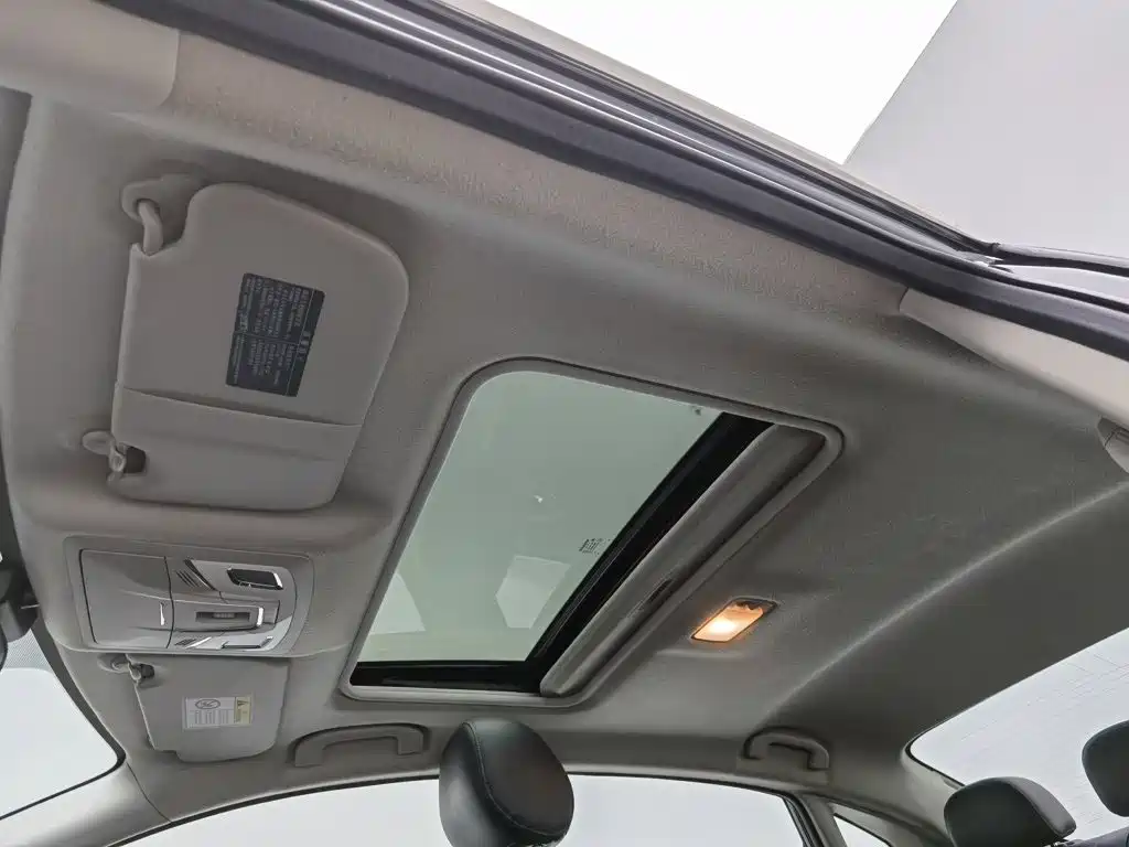 Nissan Sylphy — миниатюра 14