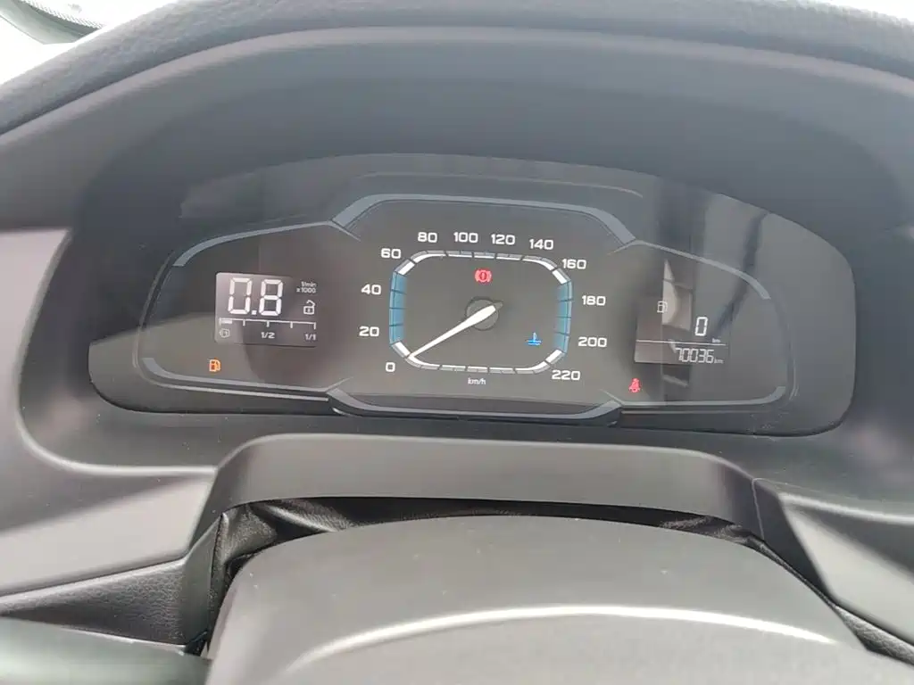 Roewe 360 — миниатюра 12