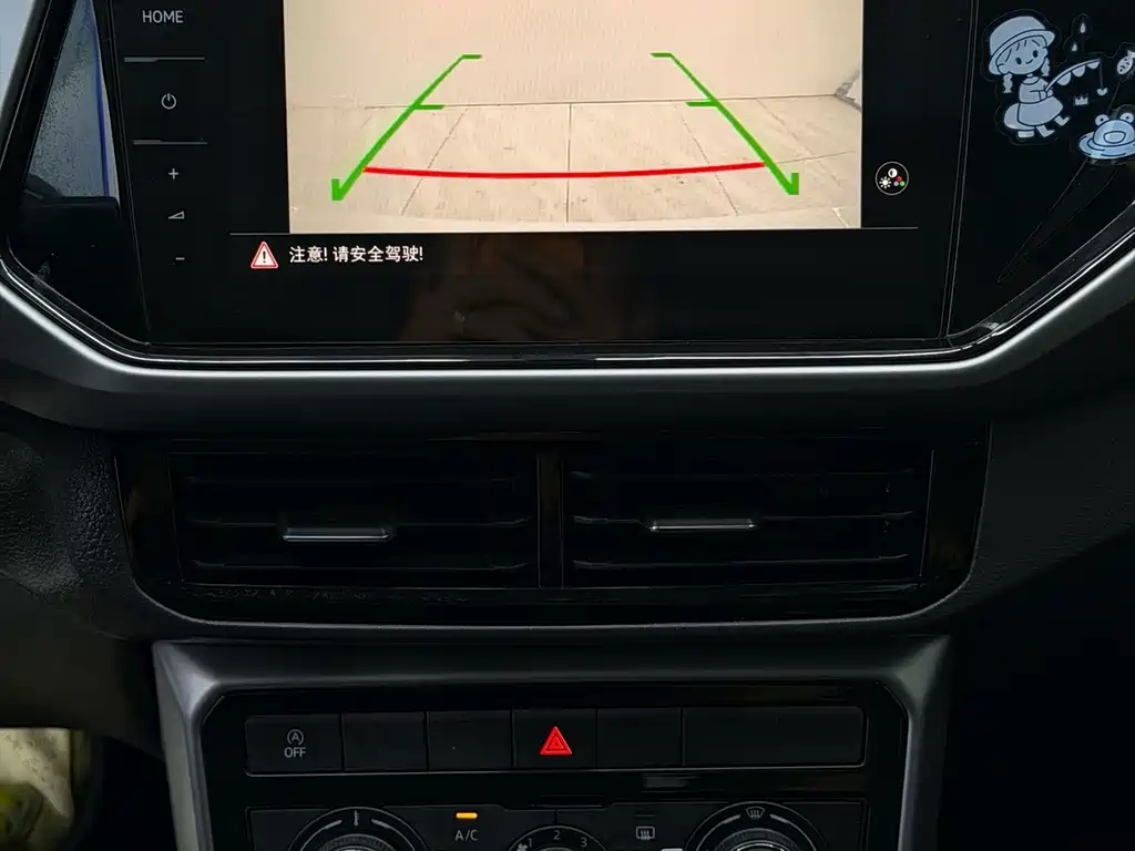 Volkswagen T-Cross — миниатюра 11
