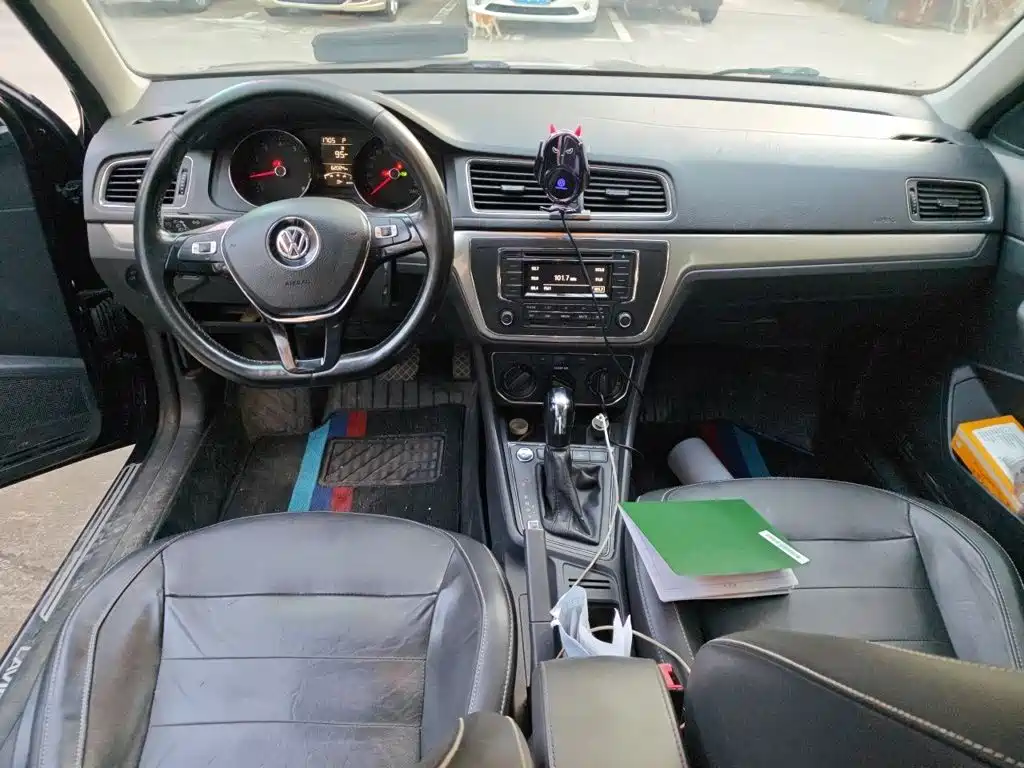 Volkswagen Lavida — миниатюра 5