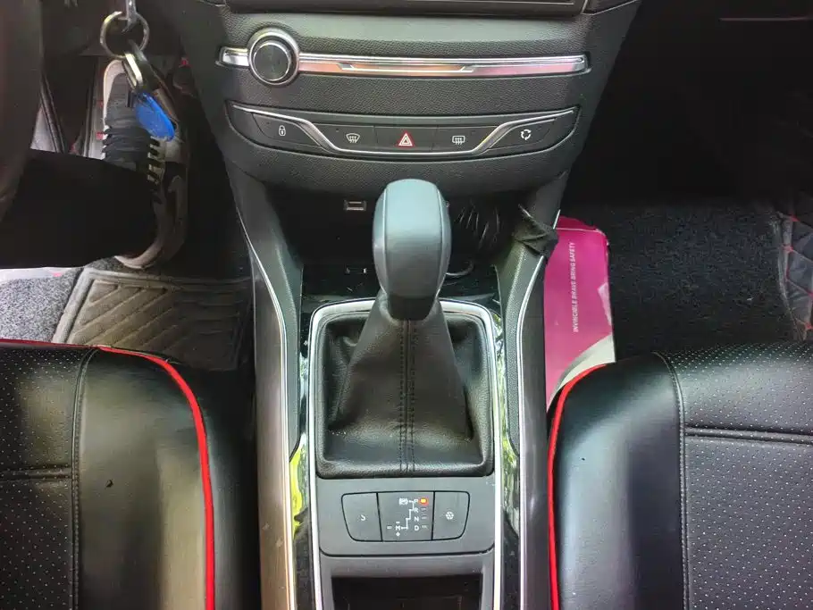Peugeot 408 — миниатюра 16