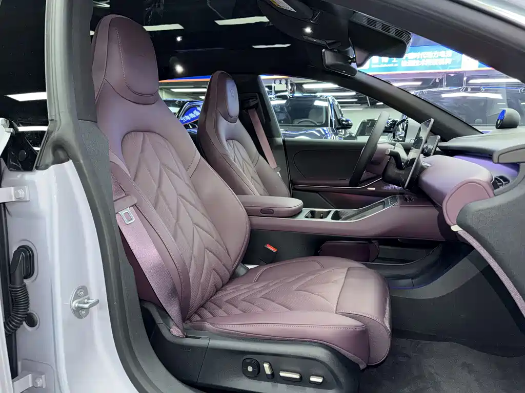 NIO ET5 — миниатюра 10