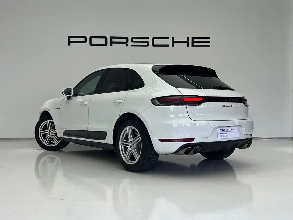 Porsche Macan — миниатюра 7