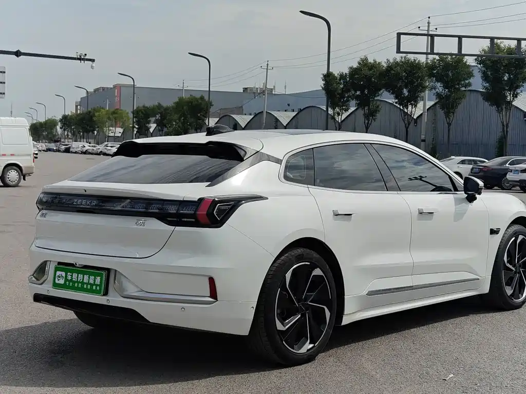 ZEEKR EXTREME KRYPTON 001