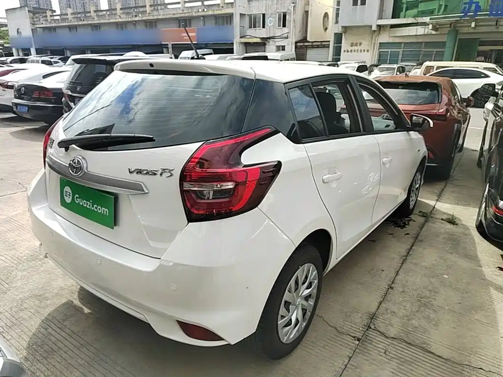 Toyota Vios FS — миниатюра 7
