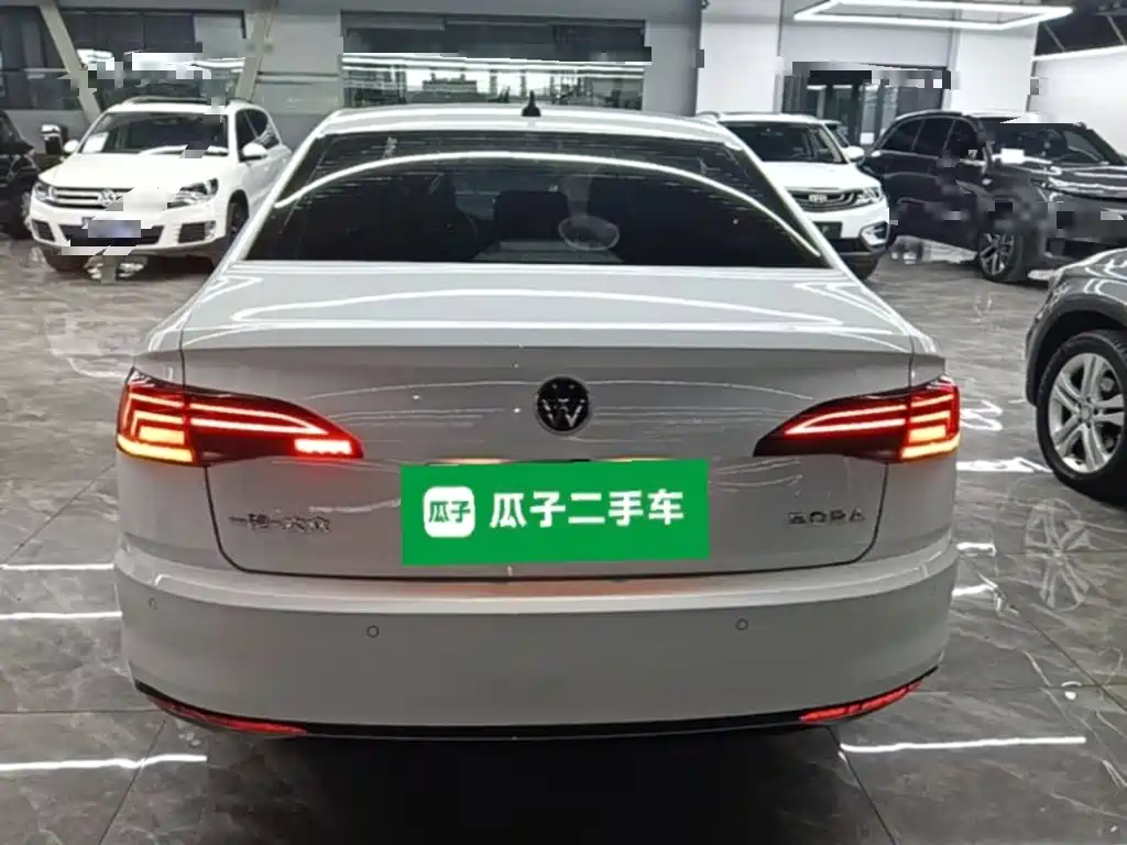 Volkswagen Bora — миниатюра 6