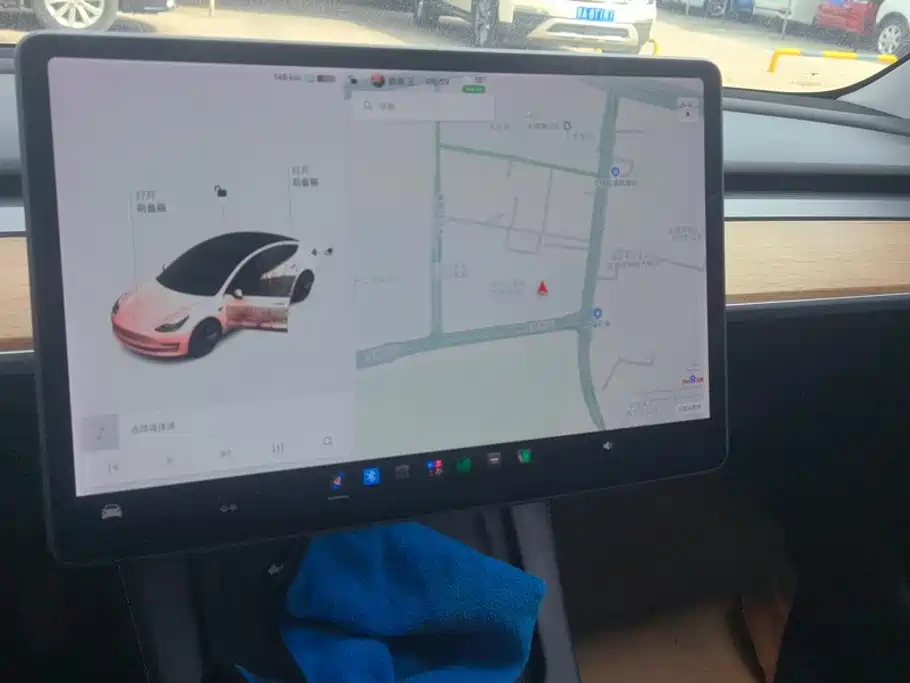 Tesla Model 3 — миниатюра 13