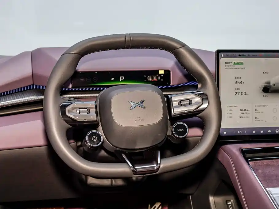 XPeng P7 — миниатюра 24