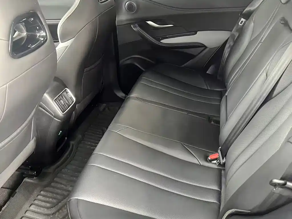 BYD Sealion 05 DM-i — миниатюра 7