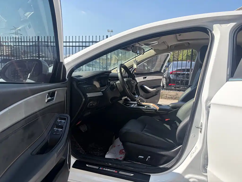 Chery Arrizo 5 PLUS — миниатюра 5