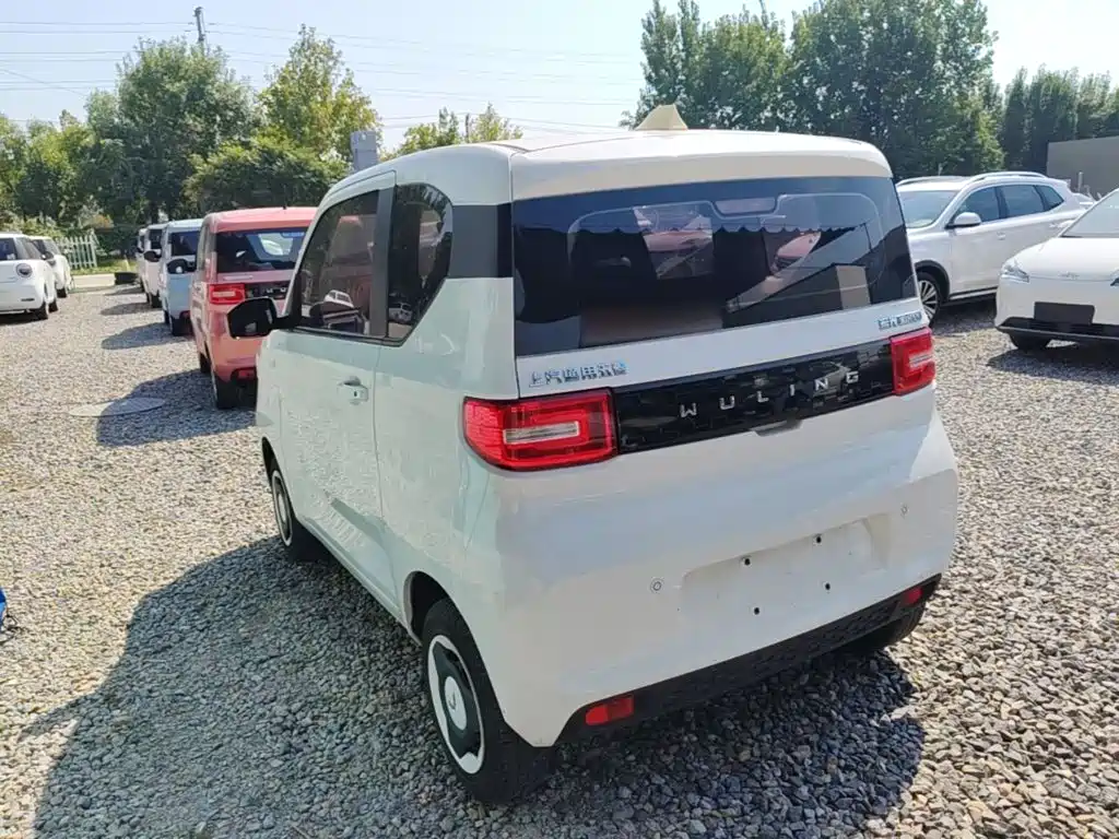 Wuling MINIEV — миниатюра 5