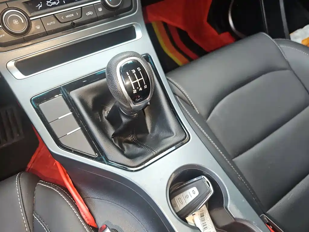 Geely Emgrand — миниатюра 10