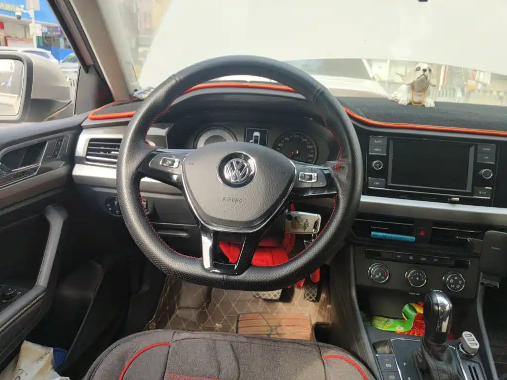 Volkswagen Lavida — миниатюра 11