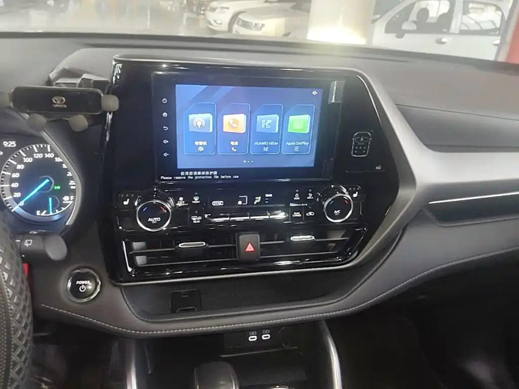 Toyota Highlander — миниатюра 13