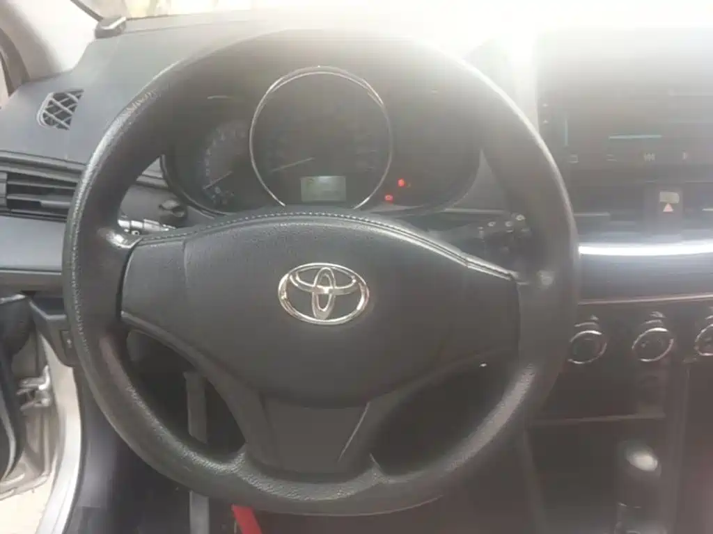 Toyota Vios FS — миниатюра 11
