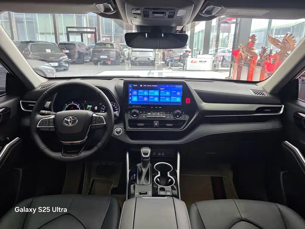 Toyota Highlander — миниатюра 5