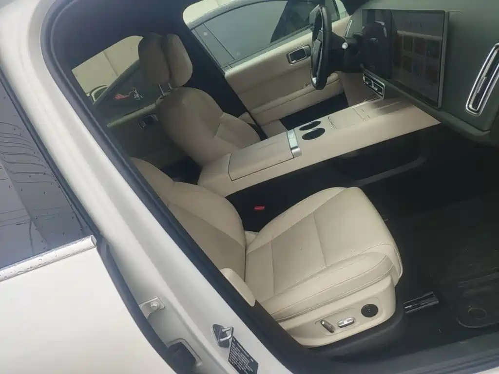 Li Auto Li L6 — миниатюра 25