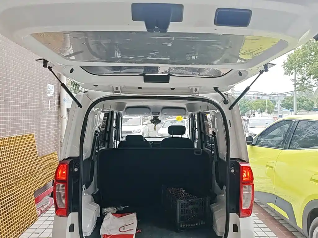 Wuling Zhiguang EV — миниатюра 19