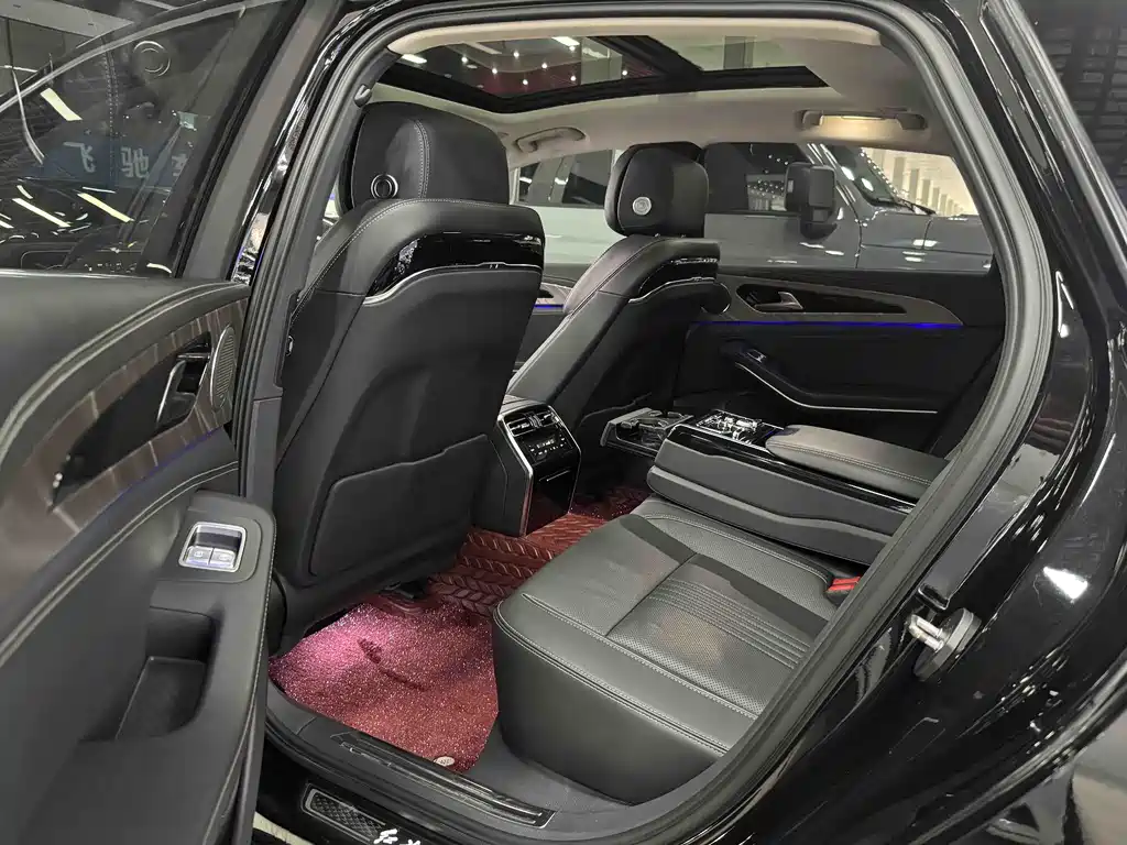 Hongqi H9 2020 2.0T