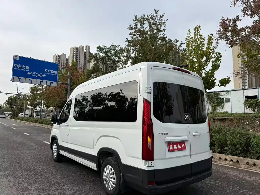 MAXUS V90 — миниатюра 11