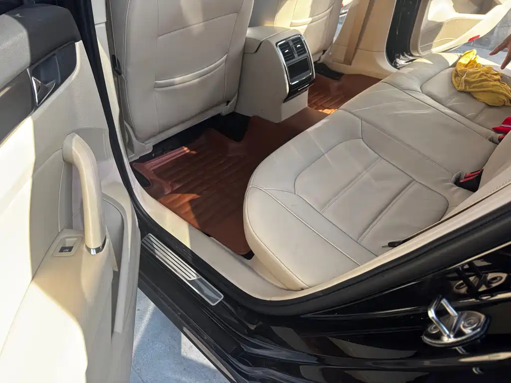 Volkswagen Passat — миниатюра 11