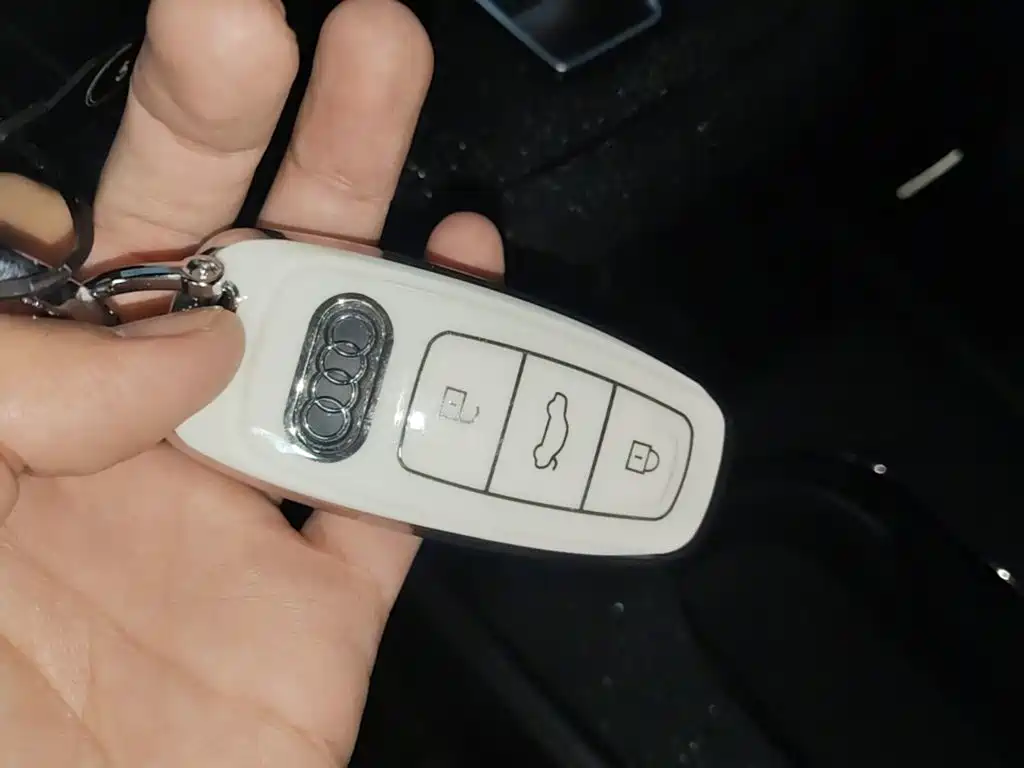 Audi Q4 e-tron — миниатюра 9