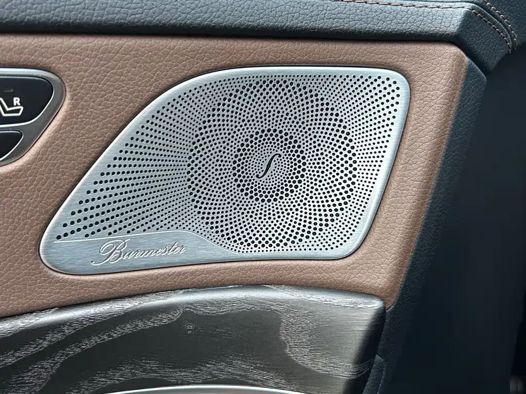 Mercedes-Benz S-Class — миниатюра 15