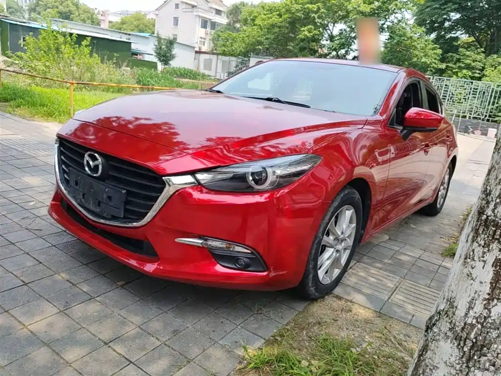 Купить Mazda 3 Axela