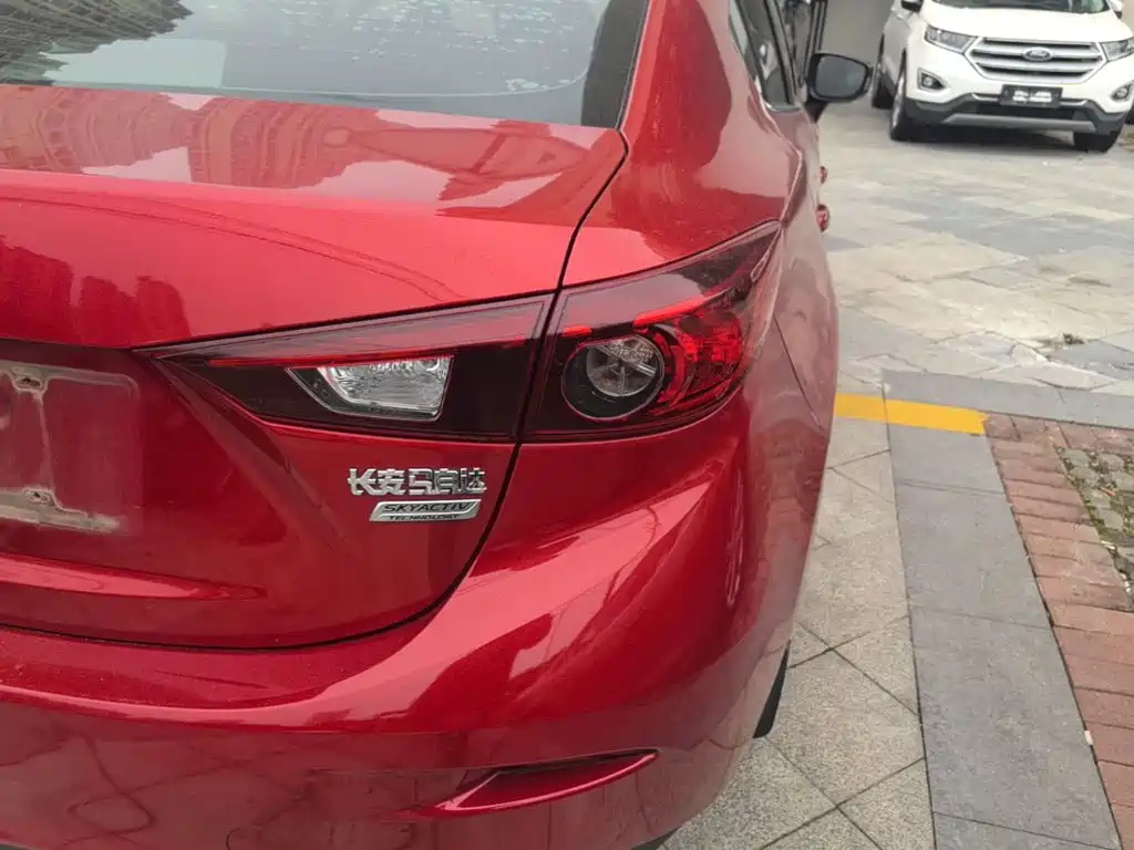 Mazda 3 Axela — миниатюра 8