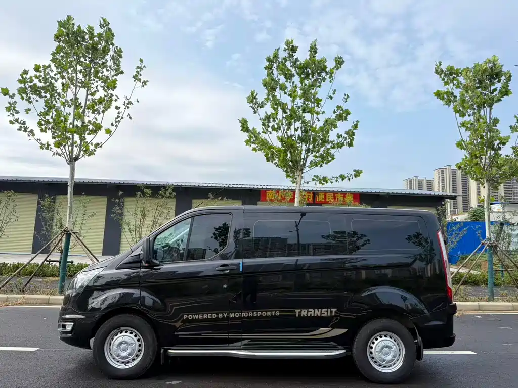 Ford Transit - фото 5