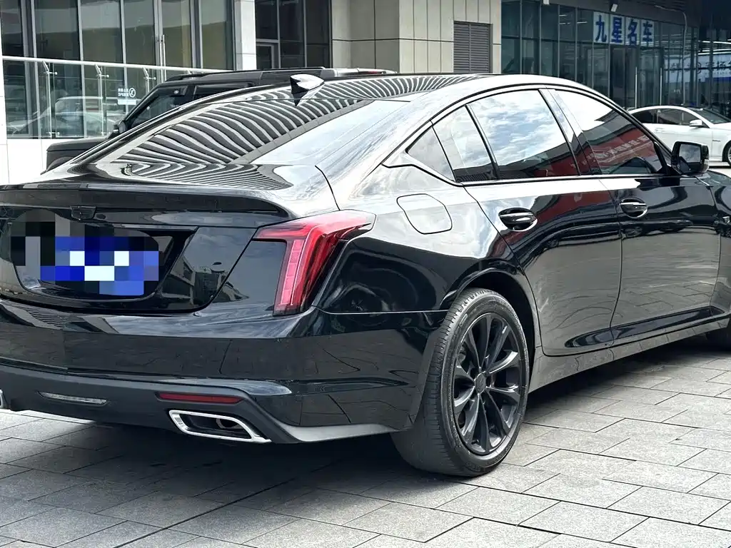 Cadillac CT5 — миниатюра 7