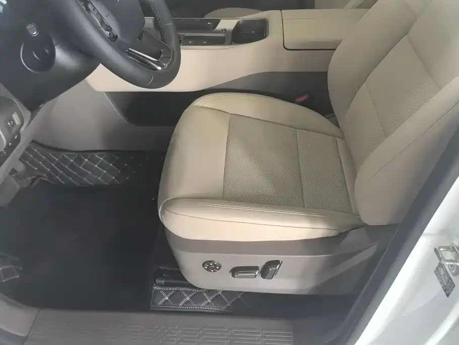 Haval Menglong (Raptor) Plus PLUS 2026 Hi4 255 Ultra