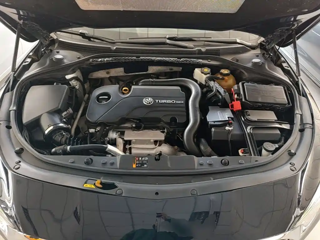 Buick LaCrosse — миниатюра 20