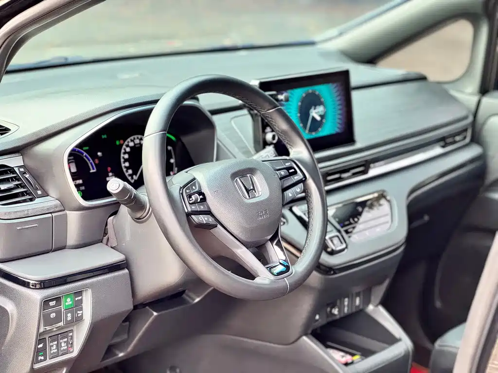 Honda Elysion — миниатюра 14