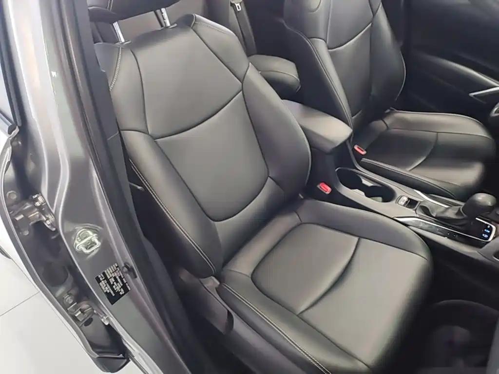 Toyota Corolla Cross — миниатюра 25