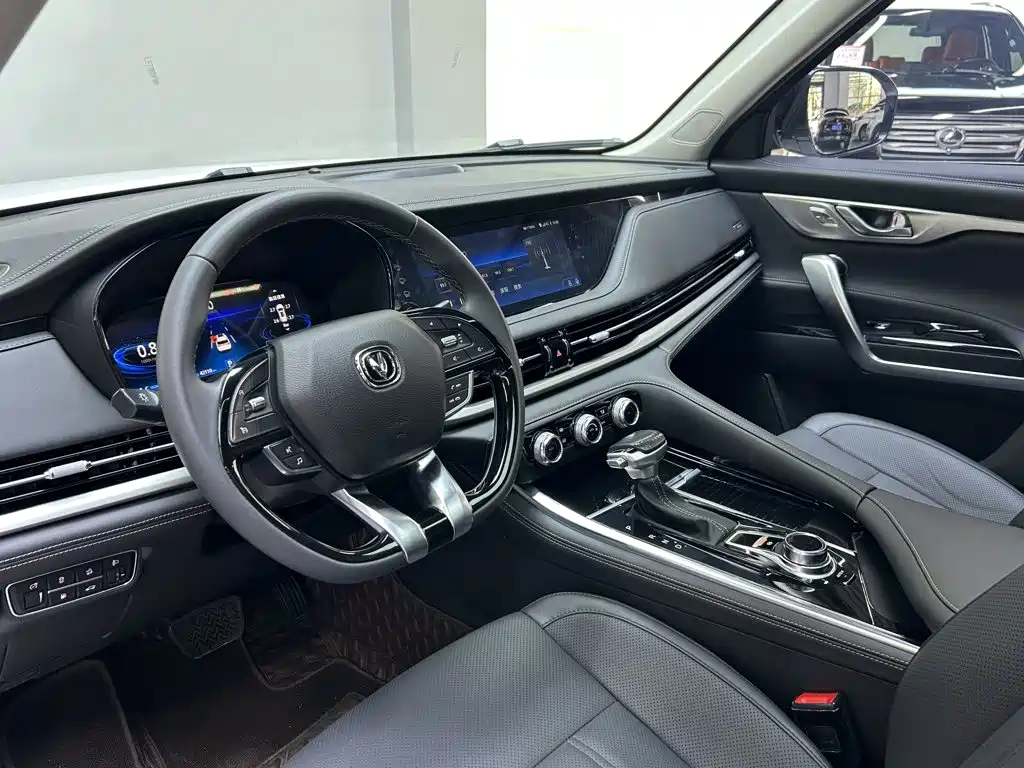 Changan CS95 — миниатюра 12