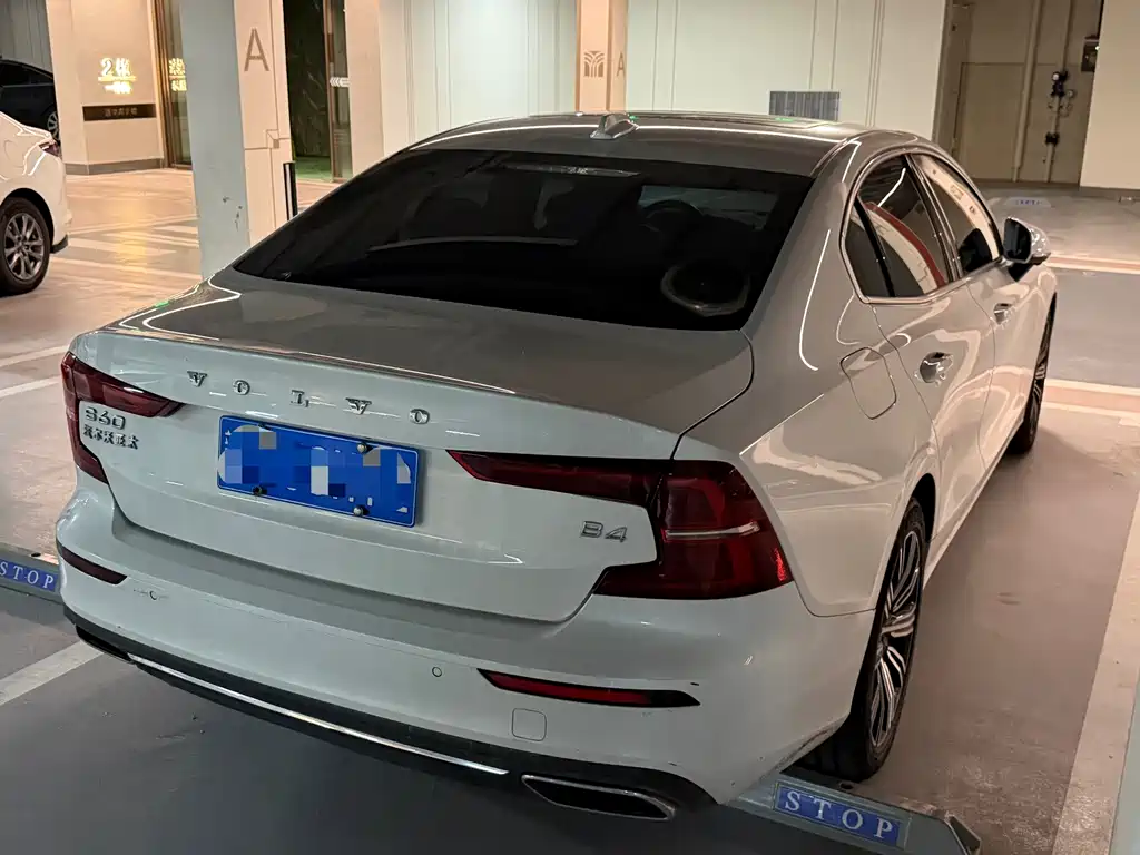 Volvo S60 — миниатюра 9