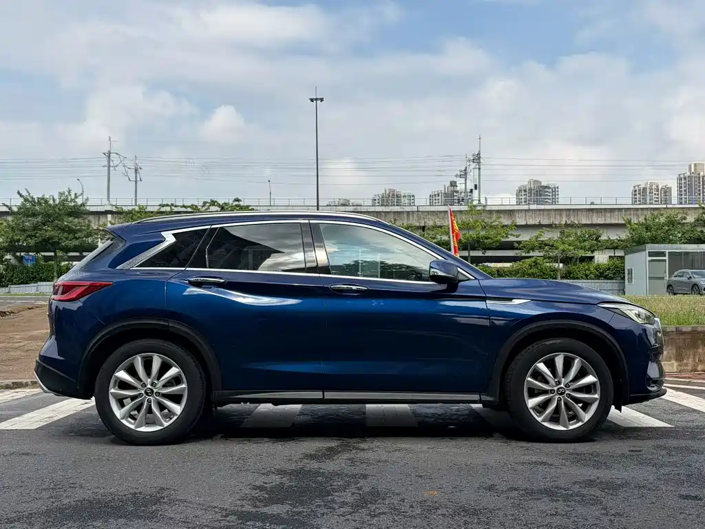 Infiniti QX50 — миниатюра 9
