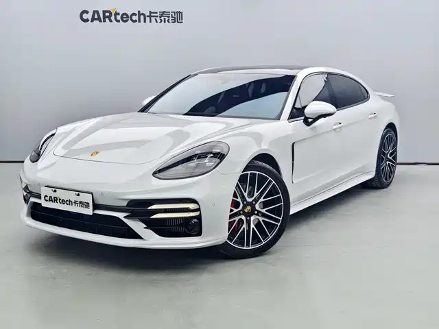 PORSCHE PANAMERA 2022