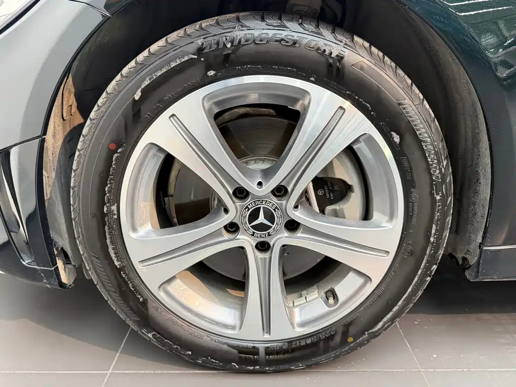 Mercedes-Benz C-Class — миниатюра 10