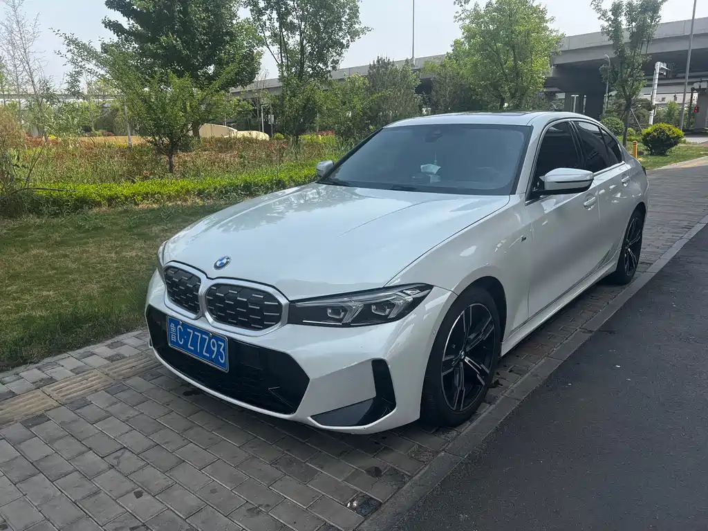 BMW 3 Series 2023