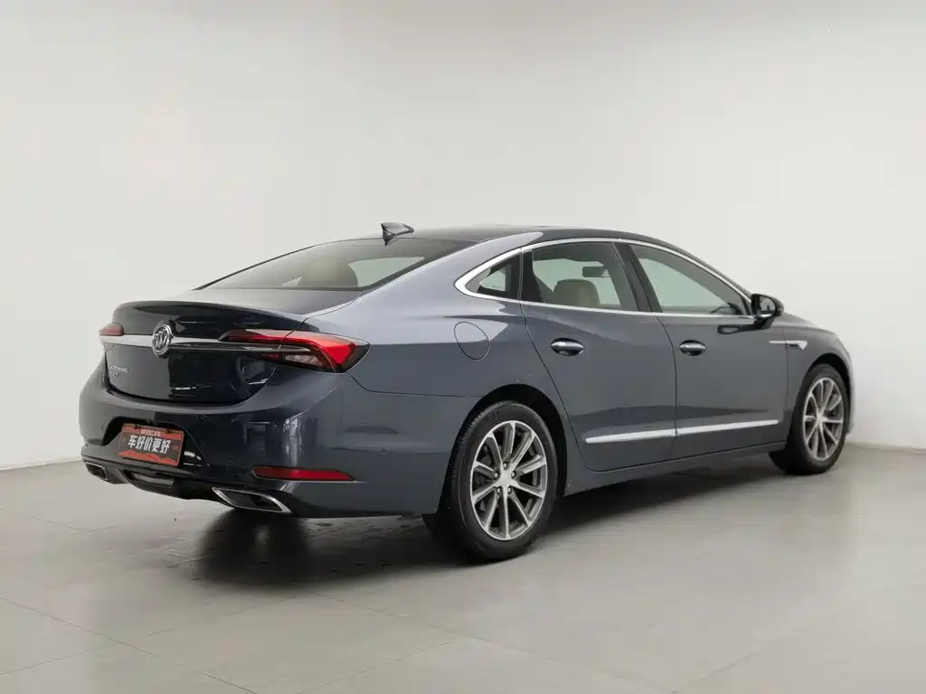 Buick LaCrosse — миниатюра 2