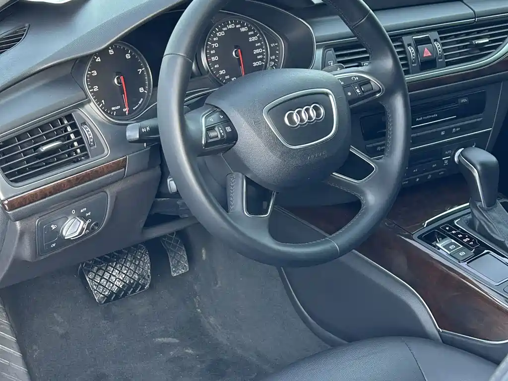 Audi A6L 2017 30 FSI Comfort