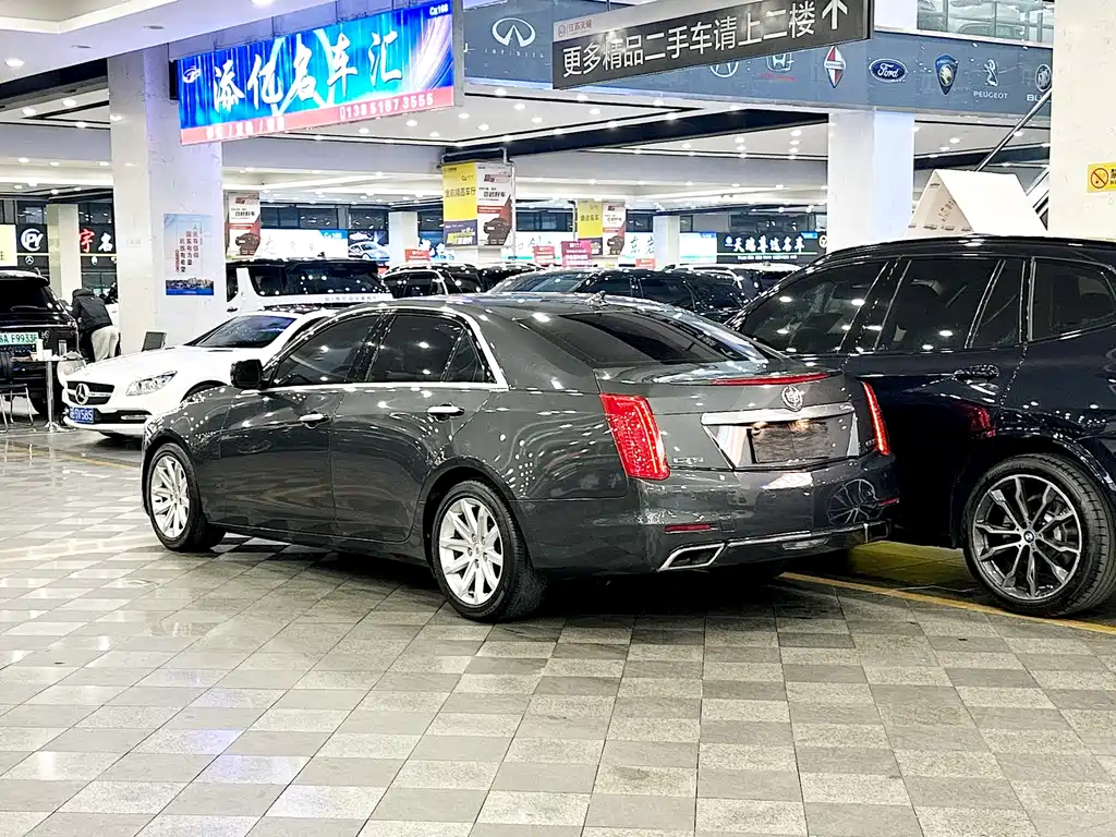 CADILLAC CTS