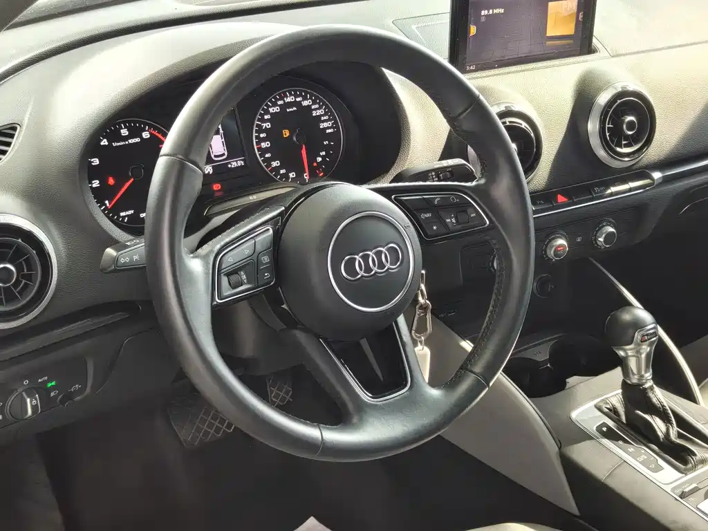 Audi A3 — миниатюра 8