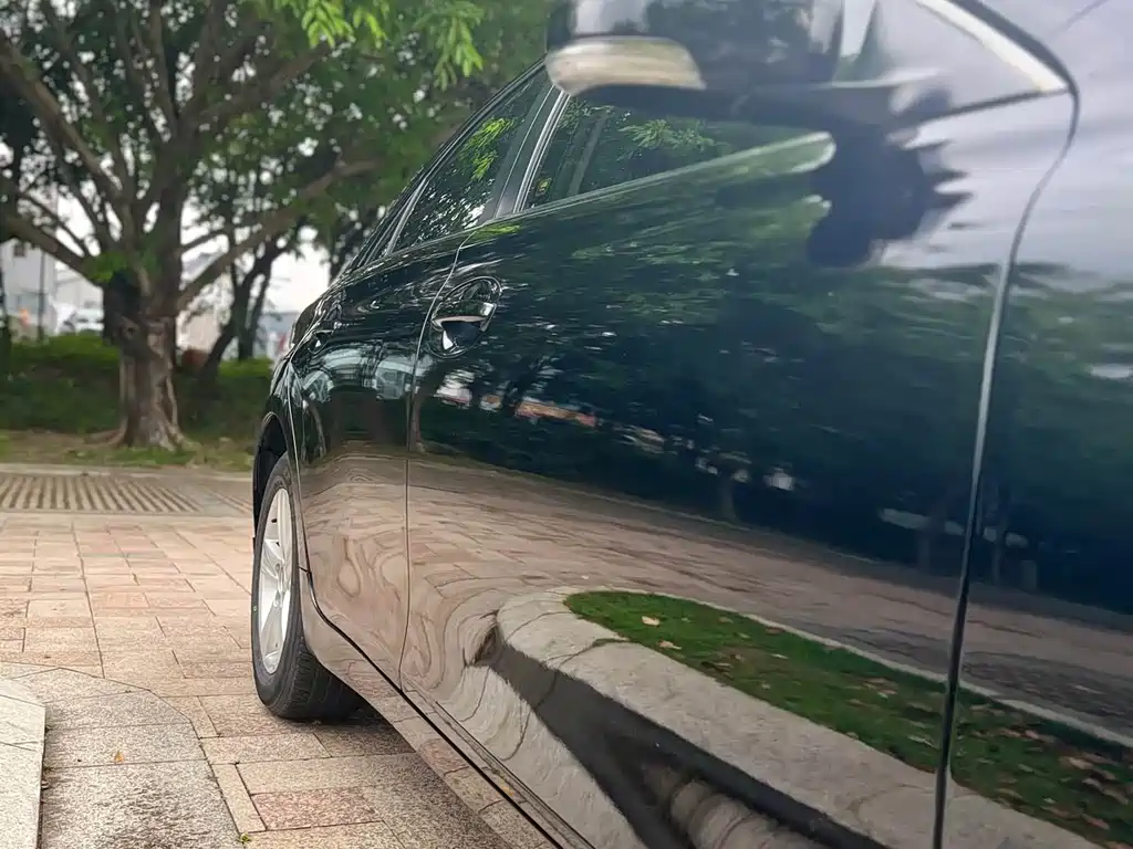 Toyota Reiz — миниатюра 18